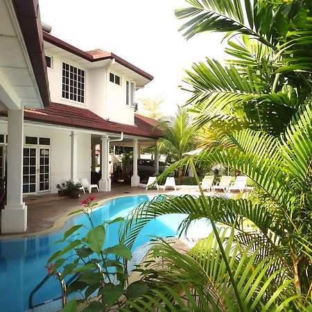 Rumah Putih Near Klia Sepang Exteriér fotografie